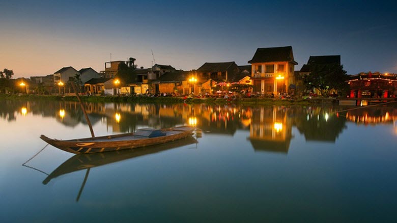 Khách Tây chia sẻ 8 điểm đến hấp dẫn nhất Việt Nam