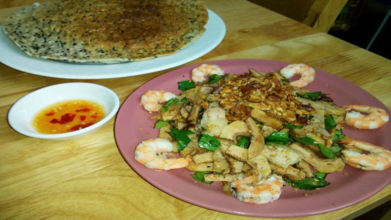 8 đặc sản hấp dẫn Huế không thể bỏ qua!