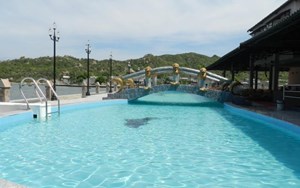 RESORT VĨNH HY  - Sự kết hợp giữa hiện đại và thiên  nhiên hoang sơ.