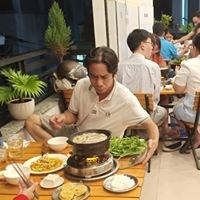 Độc đáo Quán Lẩu Bò trong con hẻm nhỏ Sài Gòn