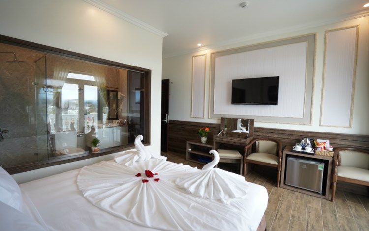 NEW LIFE HOTEL ĐÀ LẠT - Hòa mình với thiên nhiên 