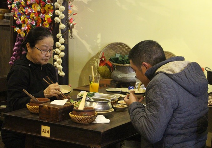 Quán cơm niêu gợi ký ức về gian bếp xưa