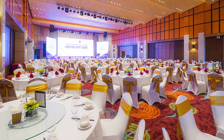 Khách sạn Mường Thanh Luxury Đà Nẵng 