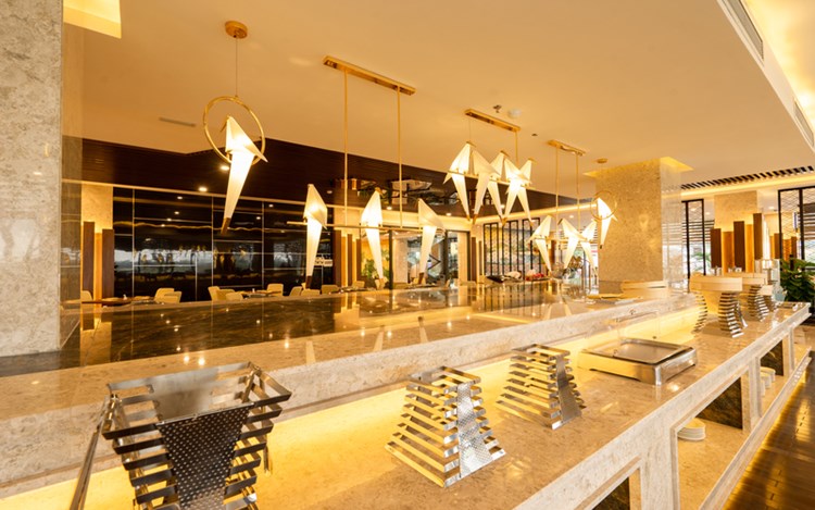 Khách sạn Đại Bàng (Eagle)