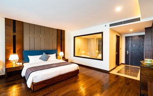 Khách sạn Đại Bàng (Eagle)