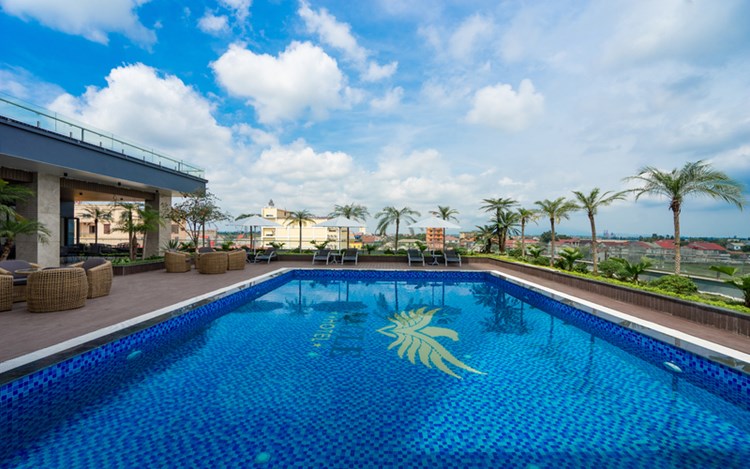 Khách sạn Đại Bàng (Eagle)