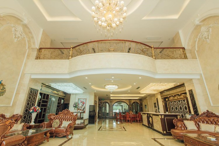 Hưng Long Hotel