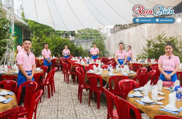 Thưởng thức hải sản đúng chuẩn Rạn Biển, Covid – 19 không còn đáng lo sợ