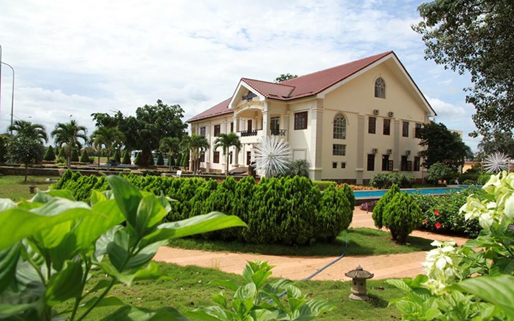 Khách sạn Dakruco