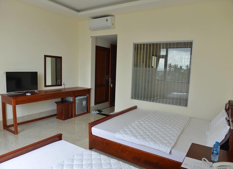 Riverside Cai Be Hotel