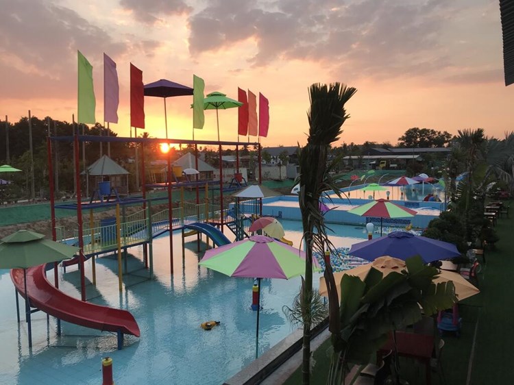 Khách sạn Vườn Cau & Khu vui chơi giải trí SaLa