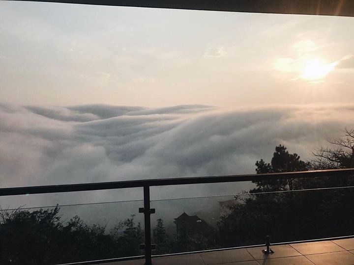 Le Bleu Floating Clouds Homestay