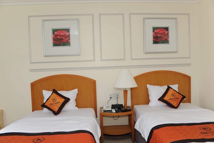 Khách sạn SAO NAM