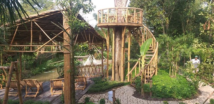  Bamboo Eco Village 