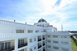 New Palace Bac Lieu Hotel.