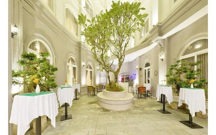 Khách sạn Boulevard Phú Quốc