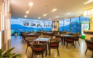 Khách sạn GREEN LIGHTHOUSE 