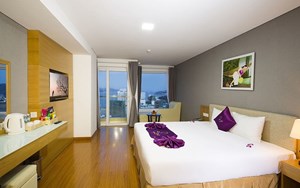 Khách sạn Dendro Gold