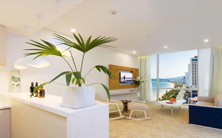 Khách sạn Diamond Bay Nha Trang