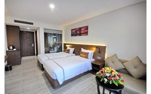 Khách sạn Crown Nguyên Hoàng