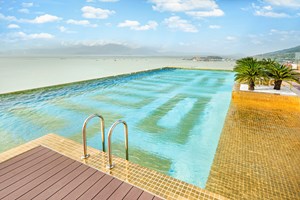 DANANG GOLDEN BAY – KHÁCH SẠN SANG TRỌNG BẬC NHẤT ĐÀ NẴNG