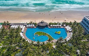 The Sailing Bay Beach Resort Mũi Né