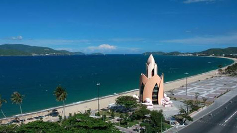 Khánh Hoà tập trung phát triển 3 vùng kinh tế trọng điểm