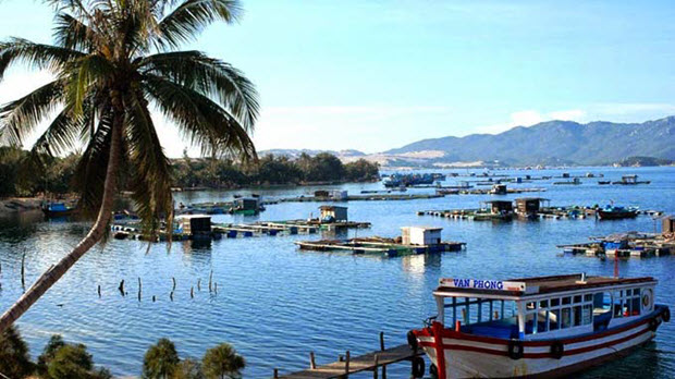 Khám phá Vân Phong