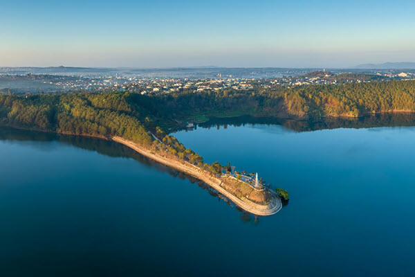 Biển hồ Pleiku