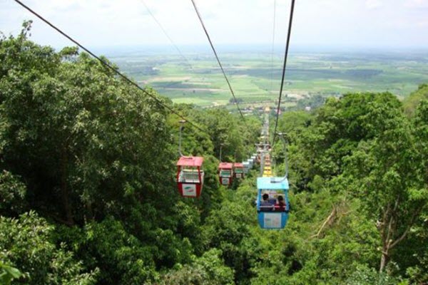 Tây Ninh: Tạo đòn bẩy cho phát triển du lịch