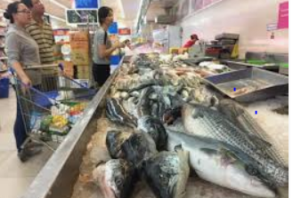 Hải sản ngoại tràn vào chợ, siêu thị