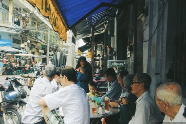Quán cà phê gần 70 năm mở cửa từ 2h sáng ở Sài Gòn