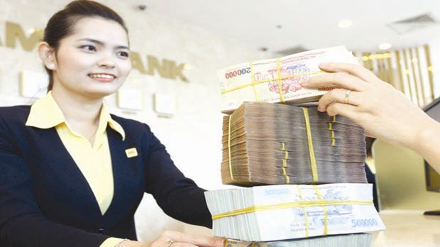 “Con tin” lãi suất 