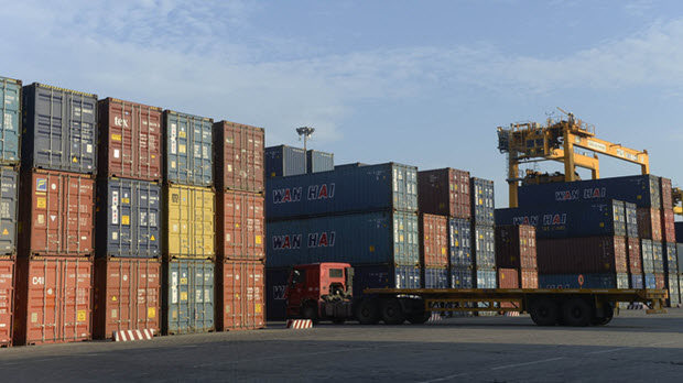 Bloomberg: Việt Nam tính đến "kế hoạch B" cho xuất khẩu dưới thời Tổng thống Trump