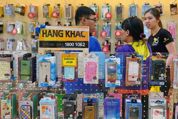 Chủ cửa hàng di động: “13 năm làm nghề, chưa bao giờ lo lắng như lúc này”