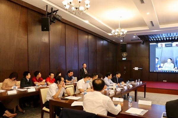 Giáo dục đang xoay trục từ đại học sang phát triển kỹ năng nghề