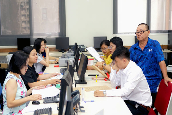 Đại học 'chạy đua' mở ngành, tăng chỉ tiêu