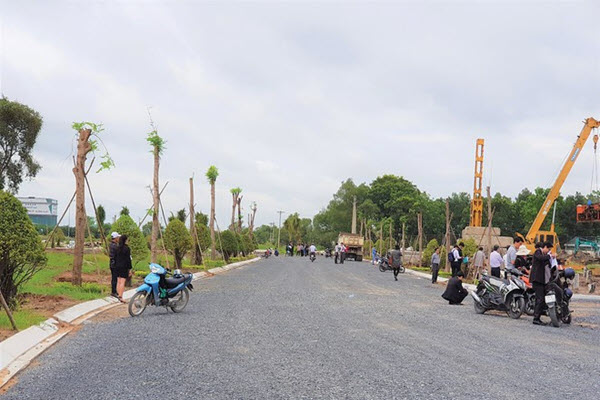 Vỡ mộng “đánh nhanh rút gọn” bất động sản vùng ven