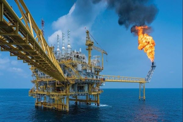 Ngành dầu khí năm 2023: Petrolimex và PV OIL sẽ phục hồi mạnh, BSR qua đỉnh lợi nhuận