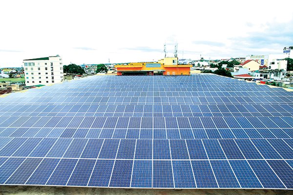 Lo ngại bất cập chính sách giá điện mặt trời