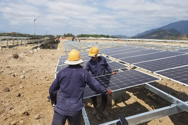 Ninh Thuận "Phất” nhờ điện gió, điện mặt trời