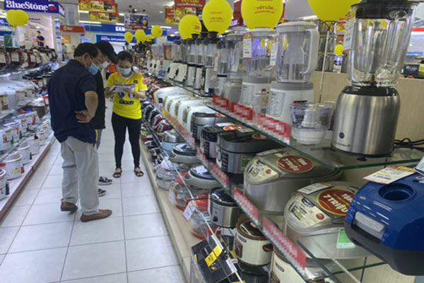 Thương hiệu điện máy lạ đổ bộ thị trường