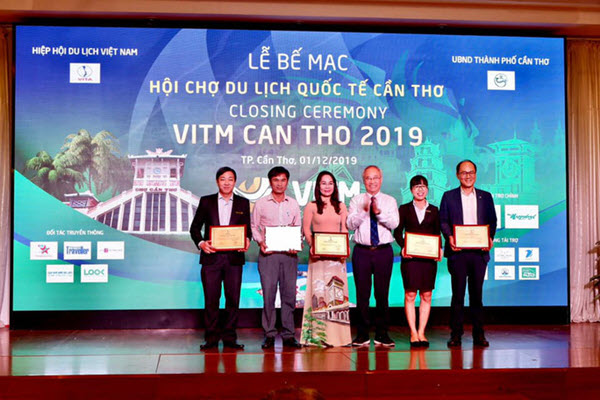 Saigontourist đạt nhiều giải thưởng tại Lễ vinh danh các cá nhân, doanh nghiệp tiêu biểu năm 2019 của du lịch Việt Nam