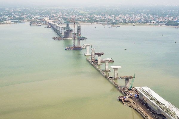 Chủ tịch Nghệ An kiểm tra dự án trọng điểm có nguy cơ chậm tiến độ