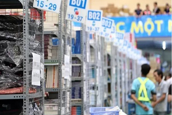 Lazada đua giao hàng nhanh với Tiki