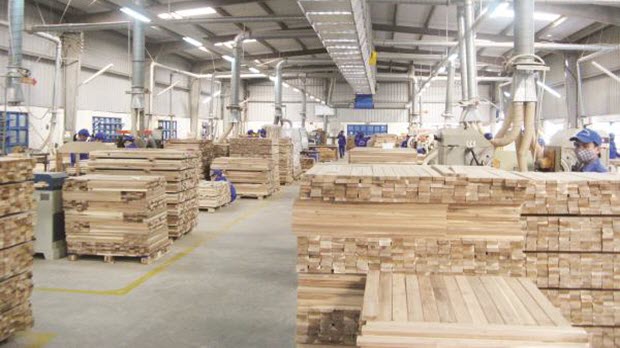  Xuất khẩu gỗ: Có “sóng cả” nhưng vững “tay chèo”
