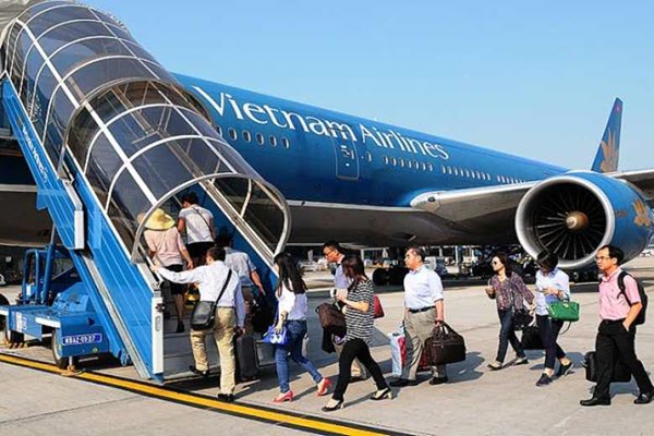 Thị Trường Hàng Không: “Cuộc Đua” Giành Thị Phần