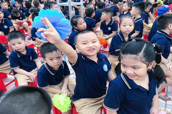 Học sinh từ lớp 1-6 tại Hà Nội sẽ trở lại trường từ 6/4