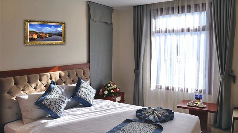 Khách sạn Apus Nha Trang