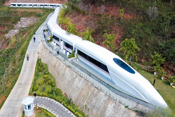 Khách sạn đoàn tàu siêu tốc 'chạy xuyên' núi rừng Mộc ChâuKhách sạn đoàn tàu siêu tốc 'chạy xuyên' núi rừng Mộc Châu
